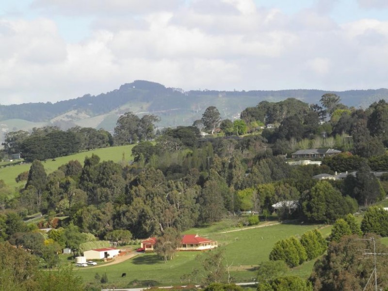 8 Fernery Boulevard, Warragul VIC 3820