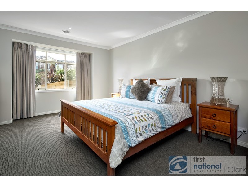 44 Kensington Square, Drouin VIC 3818
