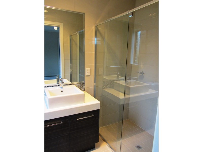 2/14 George Street, Warragul VIC 3820