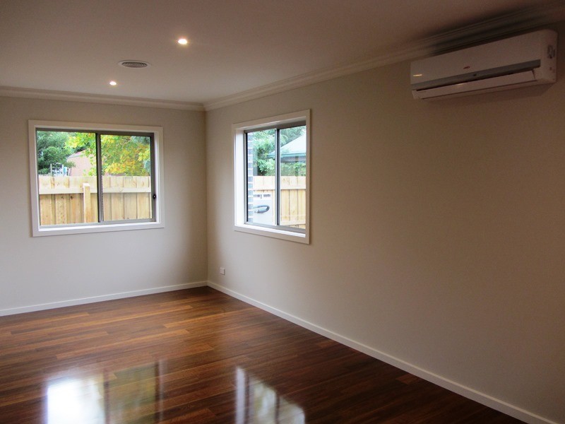 2/14 George Street, Warragul VIC 3820