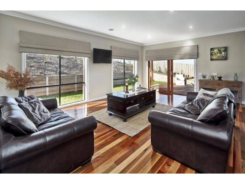 46 Kensington Square, Drouin VIC 3818
