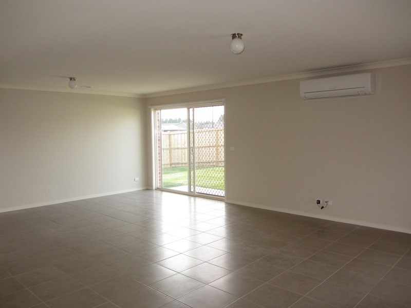 183 Twin Ranges Drive, Warragul VIC 3820