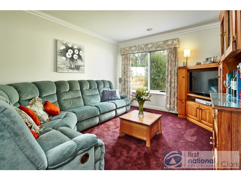 4 Spring Place, Drouin VIC 3818