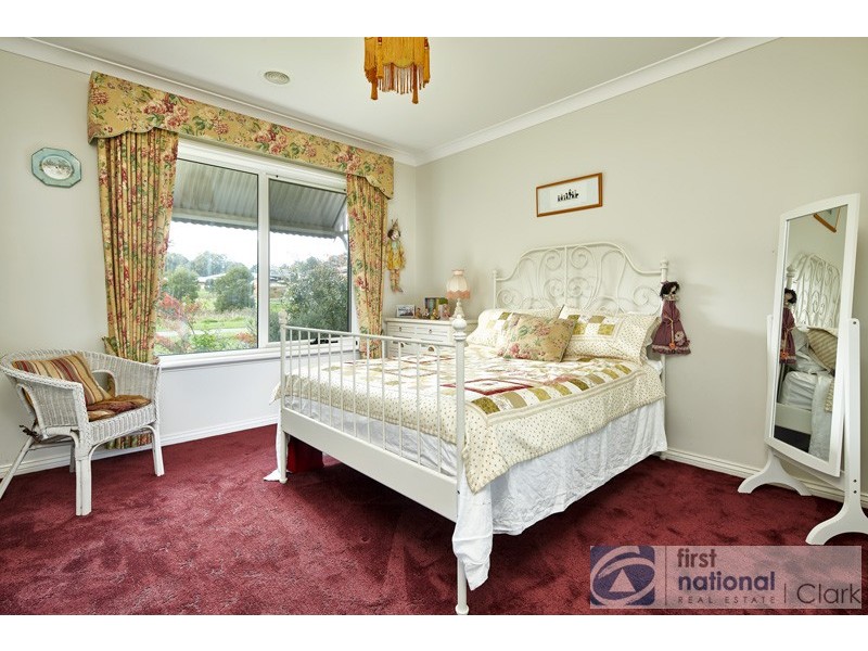 4 Spring Place, Drouin VIC 3818