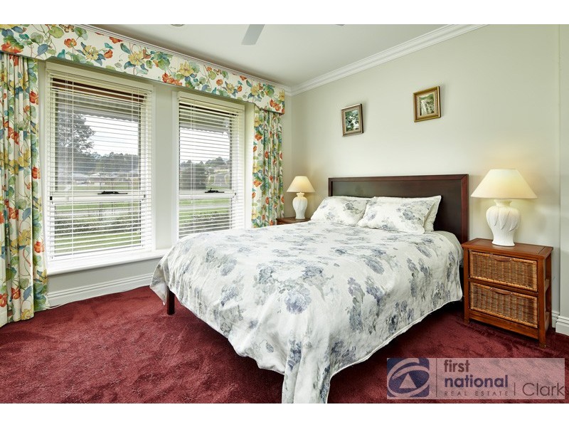 4 Spring Place, Drouin VIC 3818