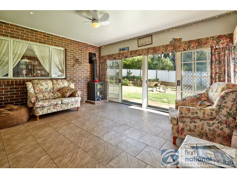 4 Spring Place, Drouin VIC 3818