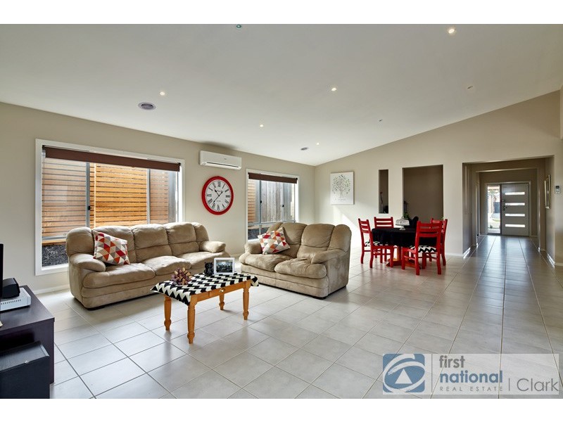 172 Twin Ranges Drive, Warragul VIC 3820