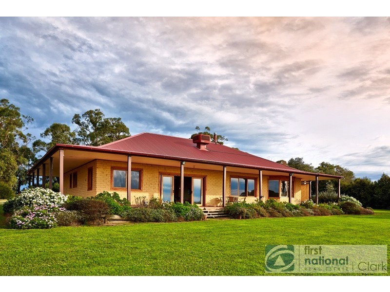 68 Pine Grove Rd, Poowong North VIC 3988