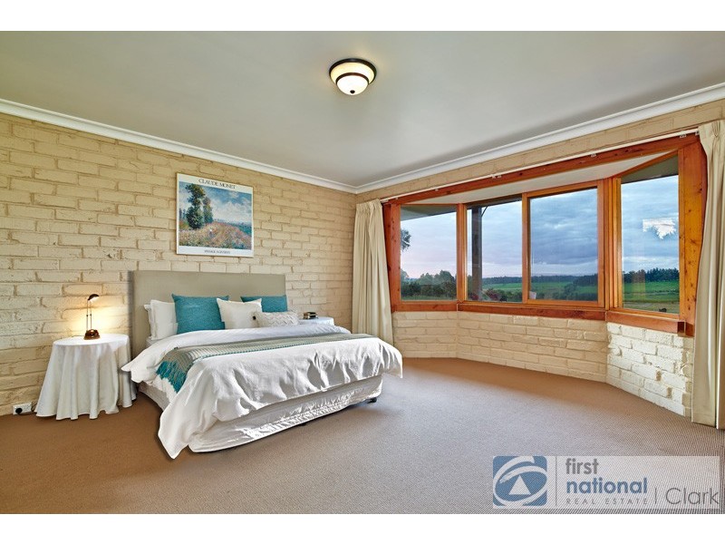 68 Pine Grove Rd, Poowong North VIC 3988