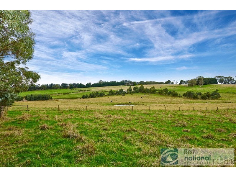 68 Pine Grove Rd, Poowong North VIC 3988
