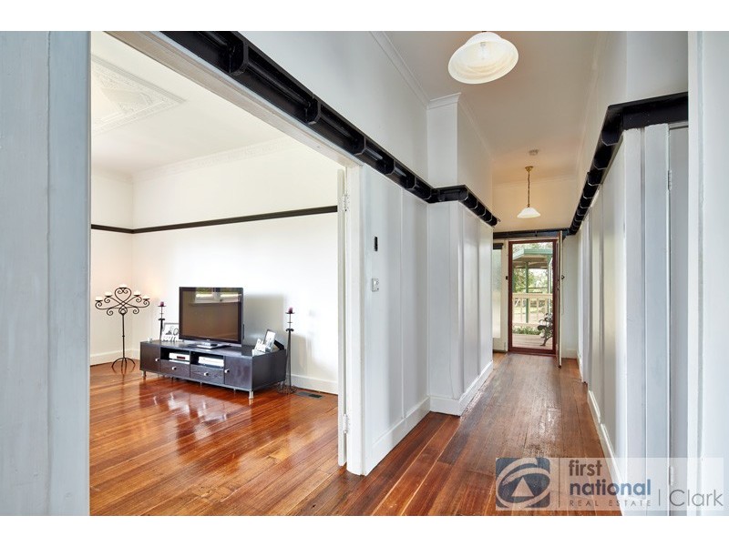 18 Bunjil Drive, Drouin VIC 3818