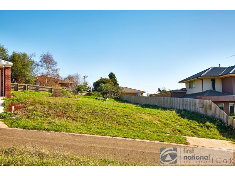 13 Ruby Close, Warragul VIC 3820