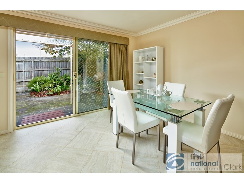 4/96 Albert Street, Warragul VIC 3820
