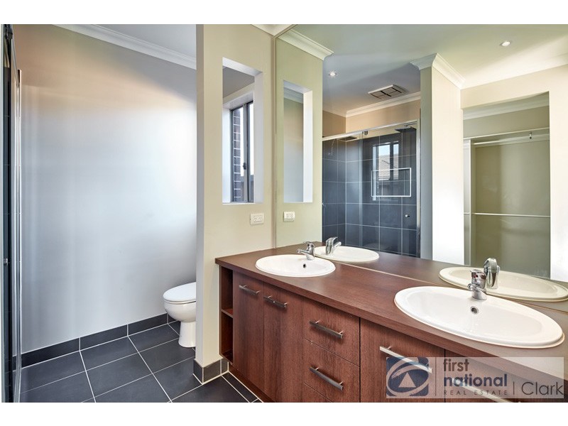 161 Twin Ranges Drive, Warragul VIC 3820