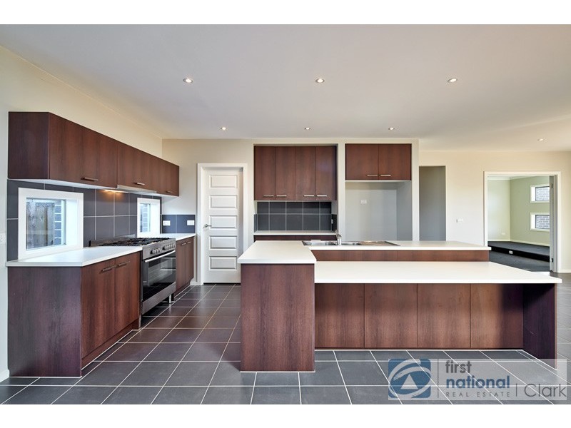 161 Twin Ranges Drive, Warragul VIC 3820