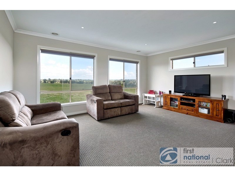 44 Kensington Square, Drouin VIC 3818