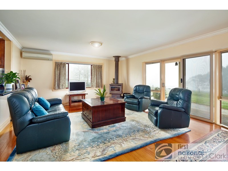 130 Cropleys Rd, Ellinbank VIC 3821