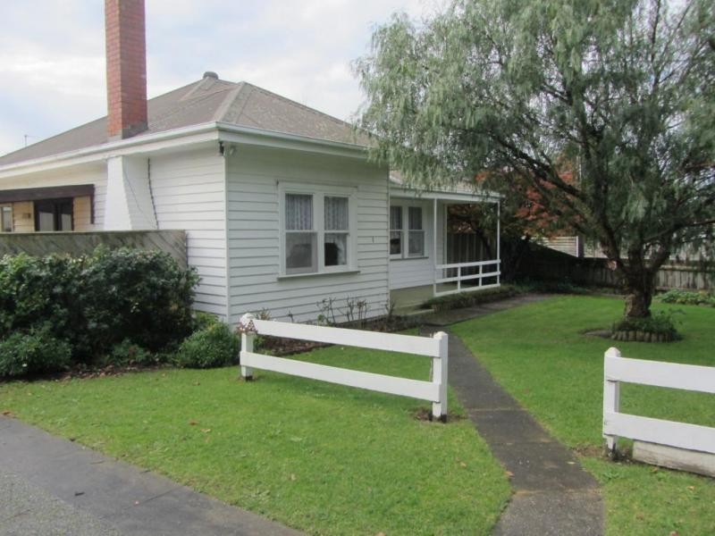 1 Young Street, Drouin VIC 3818