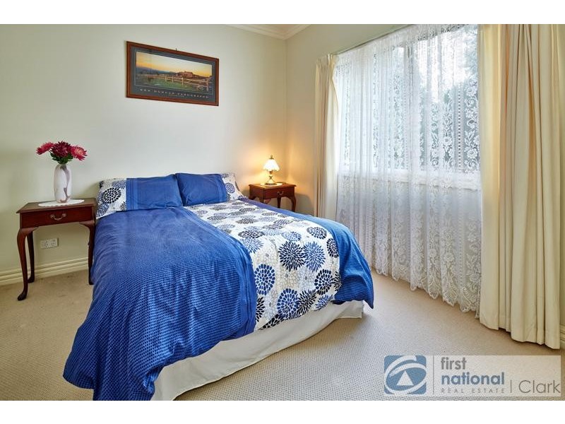 8 Tracie Court, Drouin VIC 3818