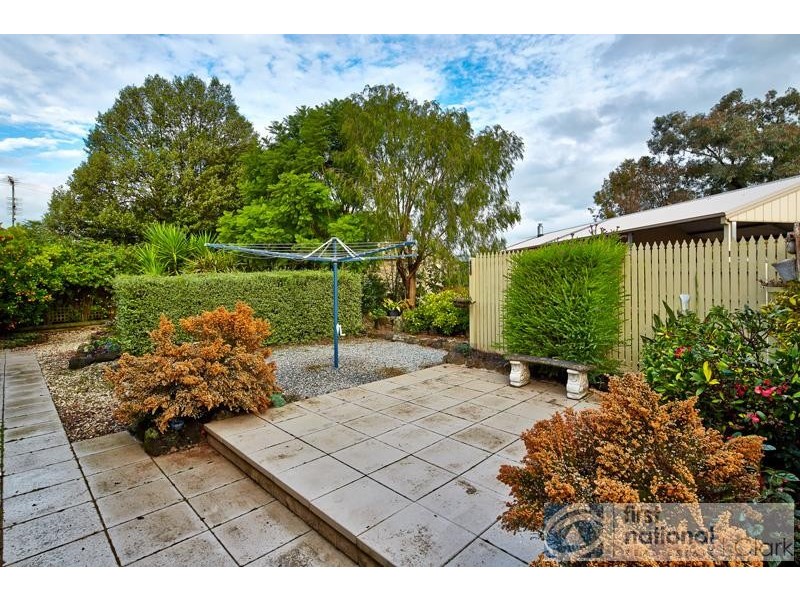 8 Tracie Court, Drouin VIC 3818