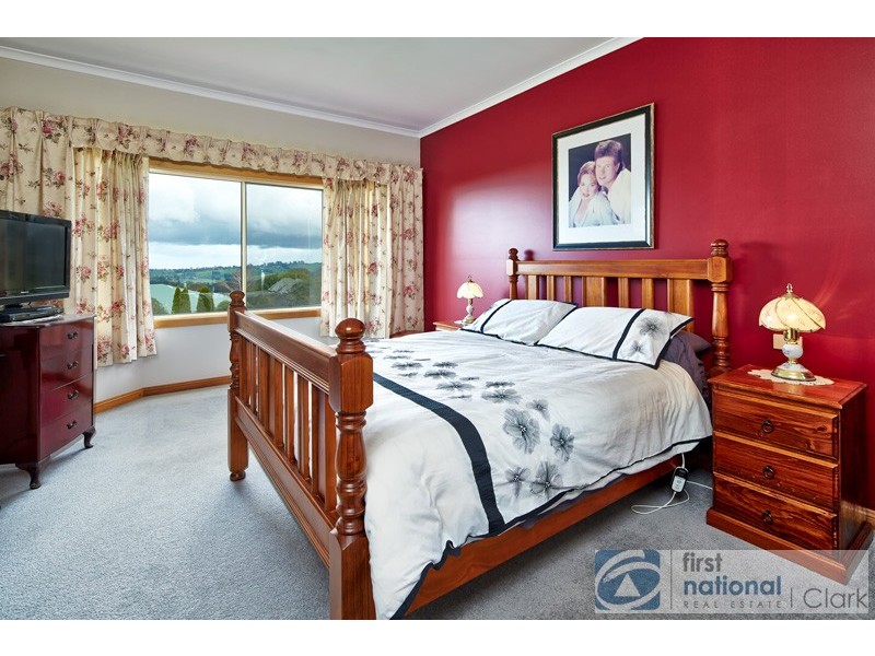 9 Eton Court, Neerim South VIC 3831
