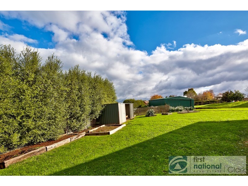 9 Eton Court, Neerim South VIC 3831