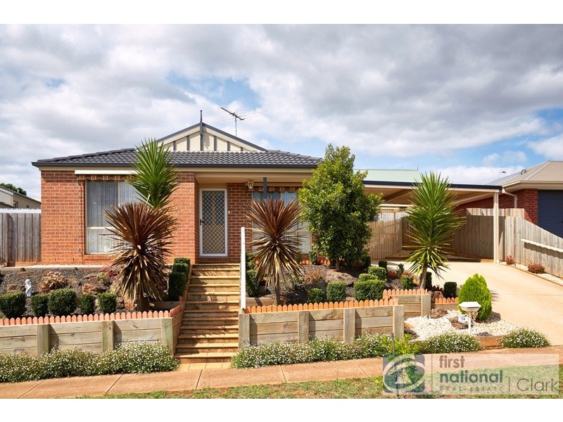 14 Emma Close, Drouin VIC 3818