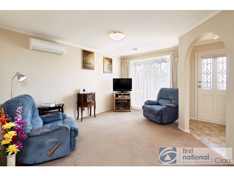 14 Emma Close, Drouin VIC 3818