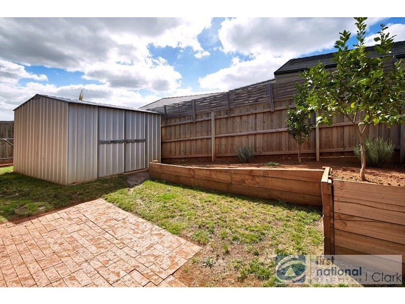 14 Emma Close, Drouin VIC 3818