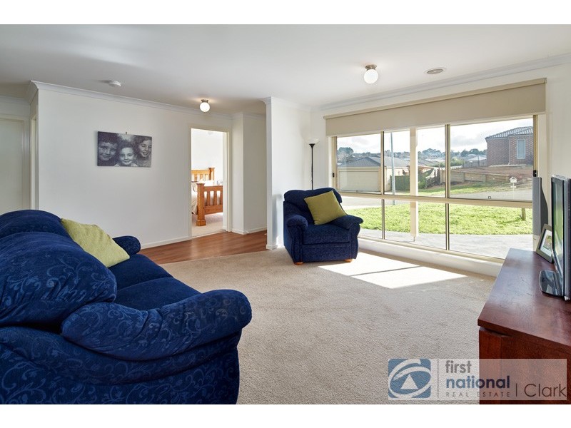 4 Sturt Place, Warragul VIC 3820