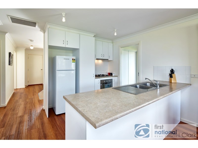 4 Sturt Place, Warragul VIC 3820