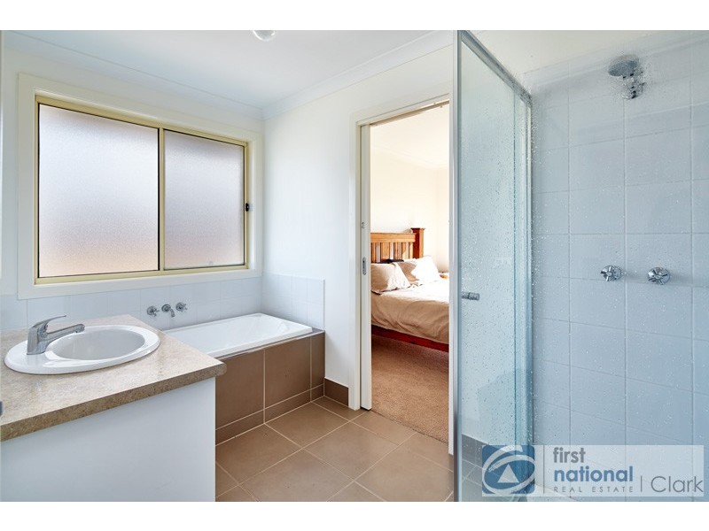 4 Sturt Place, Warragul VIC 3820