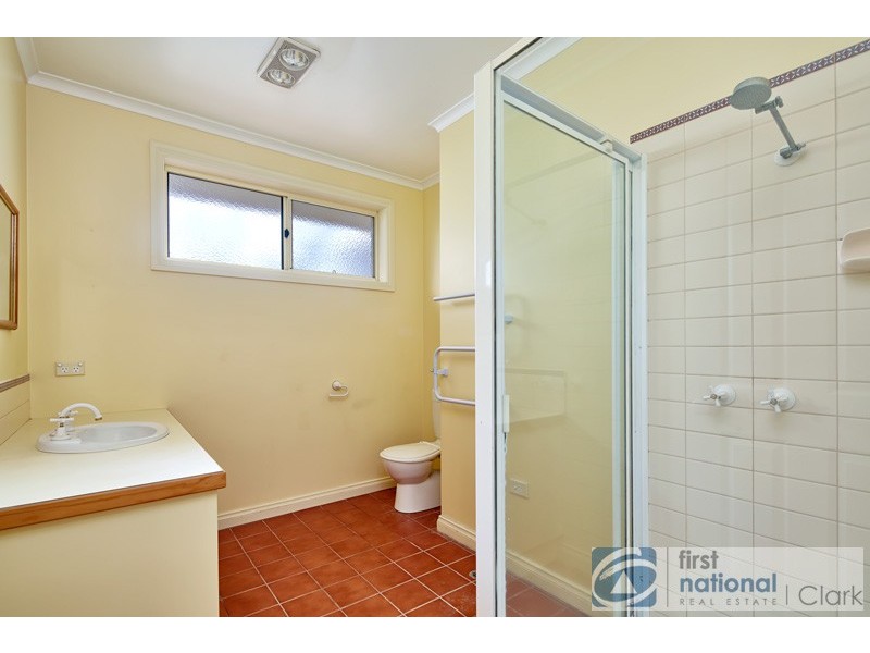 10 Jackson Drive, Drouin VIC 3818