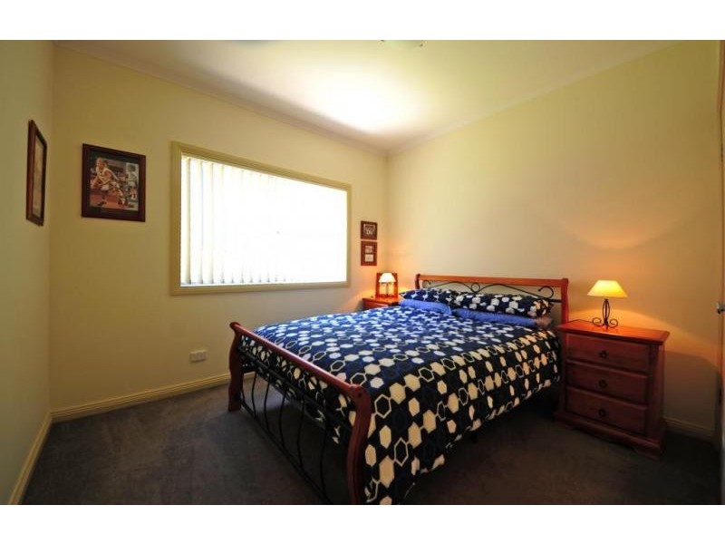 4/34 Longwarry Road, Drouin VIC 3818