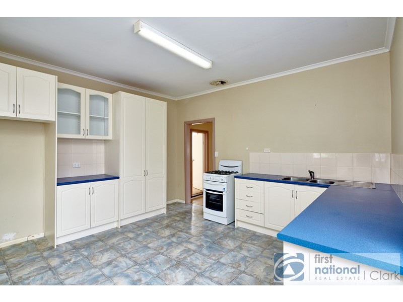 2 Penny Avenue, Warragul VIC 3820