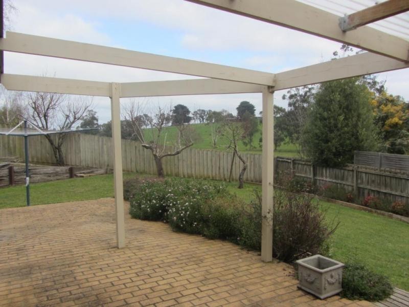 14 Ellen Close, Warragul VIC 3820