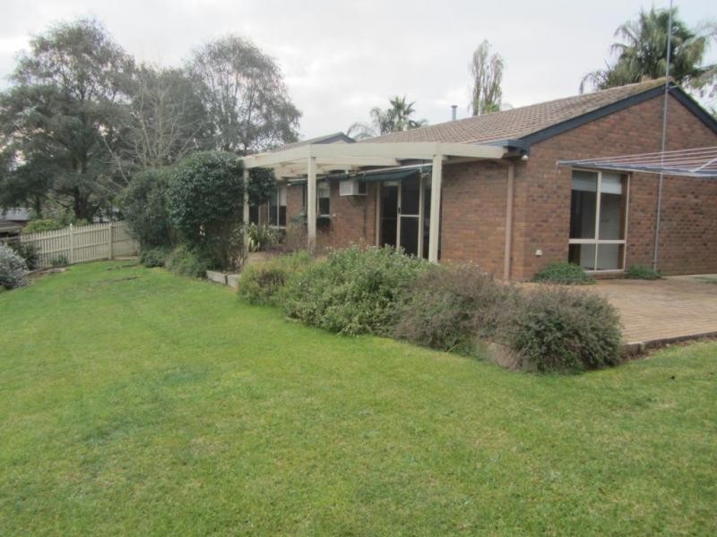 14 Ellen Close, Warragul VIC 3820