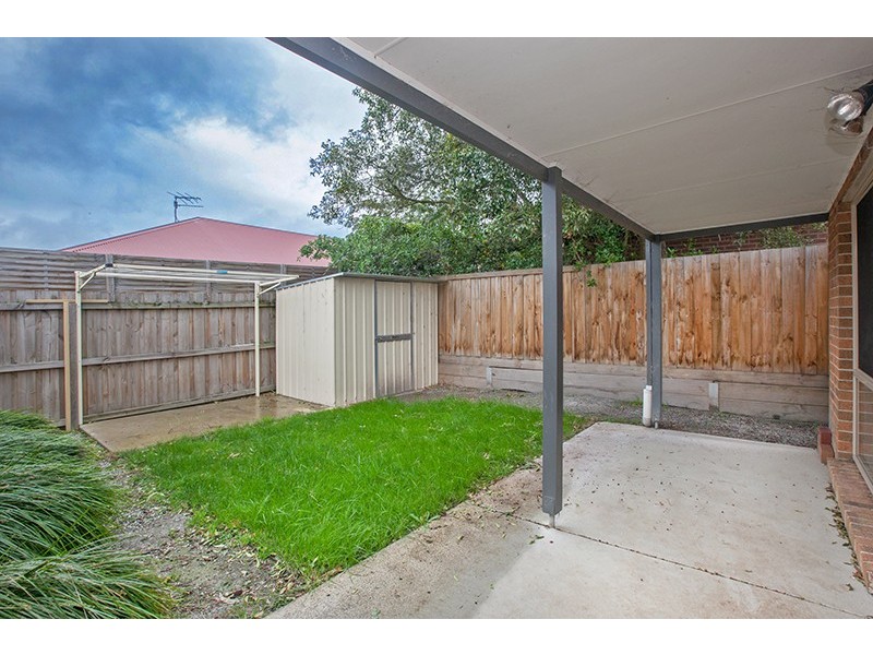 2/12 Abeckett Road, Bunyip VIC 3815