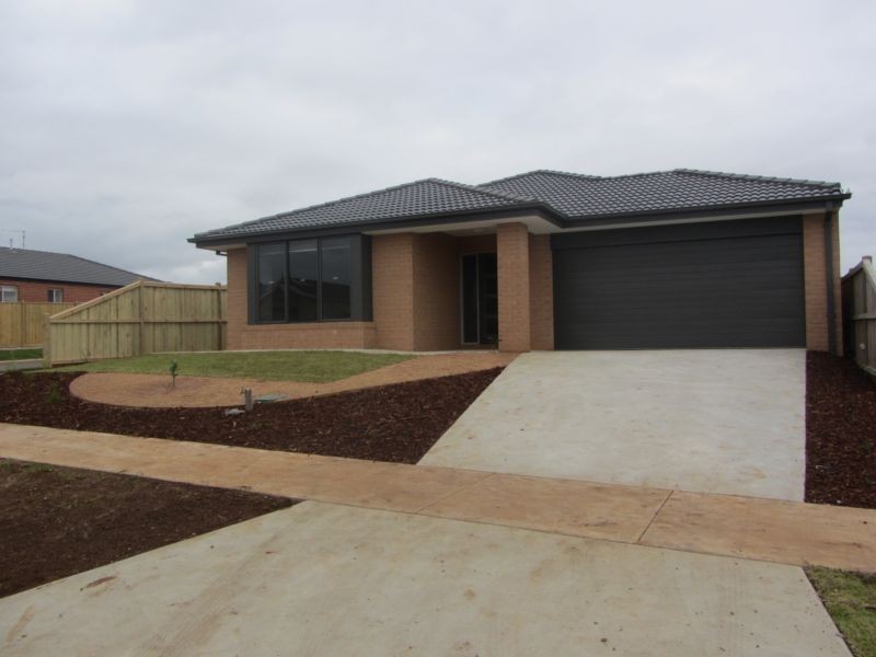 10 Skyline Drive, Warragul VIC 3820