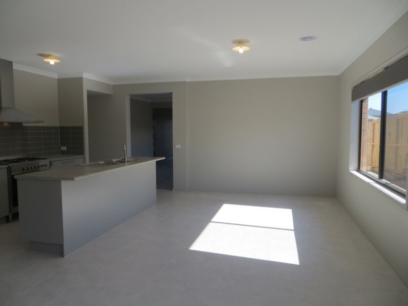 10 Skyline Drive, Warragul VIC 3820