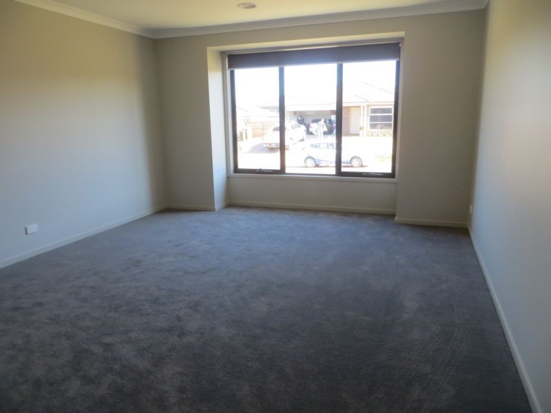 10 Skyline Drive, Warragul VIC 3820