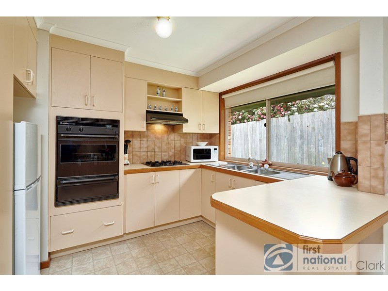 1/2 Wolff Street, Drouin VIC 3818