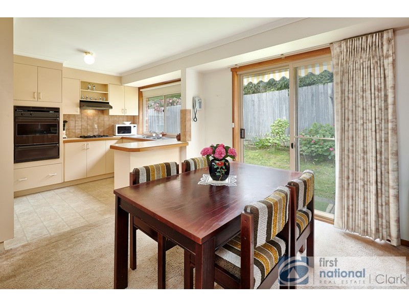 1/2 Wolff Street, Drouin VIC 3818