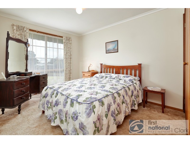 1/2 Wolff Street, Drouin VIC 3818