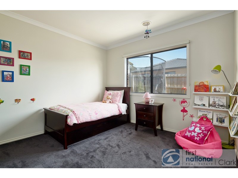 63 Summerhill Boulevard, Drouin VIC 3818