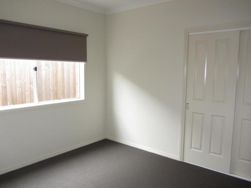 5 Tenterfield Avenue, Warragul VIC 3820