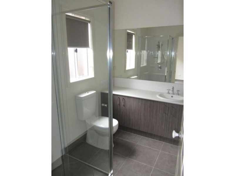 5 Tenterfield Avenue, Warragul VIC 3820