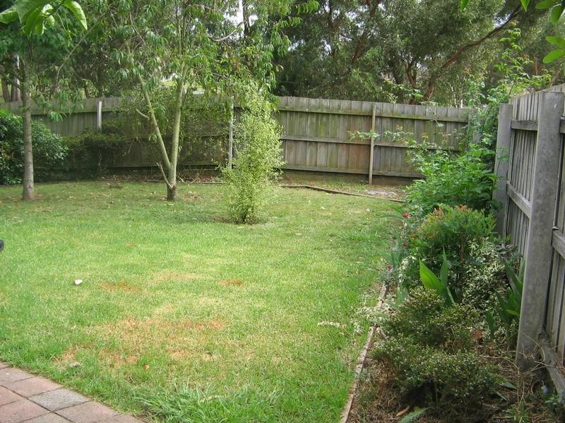 5 Walker Drive, Drouin VIC 3818