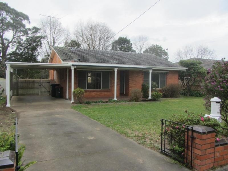 7 Grant Street, Drouin VIC 3818