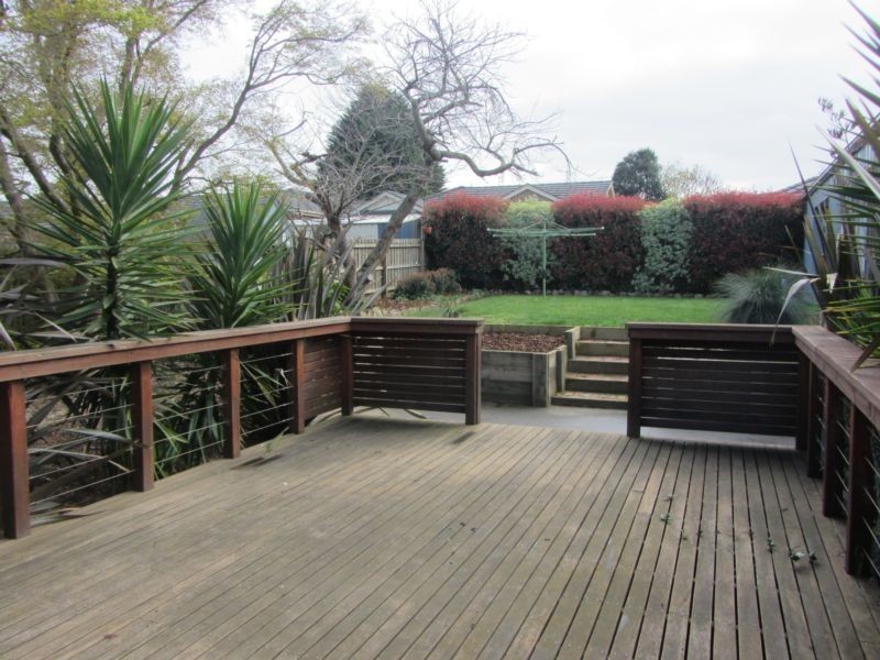 13 Windsor Avenue, Warragul VIC 3820